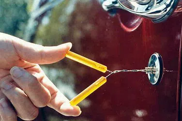 Community Locksmith Store East Elmhurst, NY 718-673-6782 - broken-key-extraction